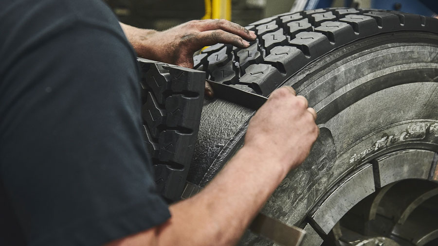 LÍDERES EN RENOVACIÓN DE<br>NEUMÁTICOS